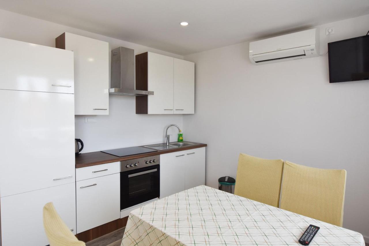 Apartments Anica 普利莫顿 外观 照片