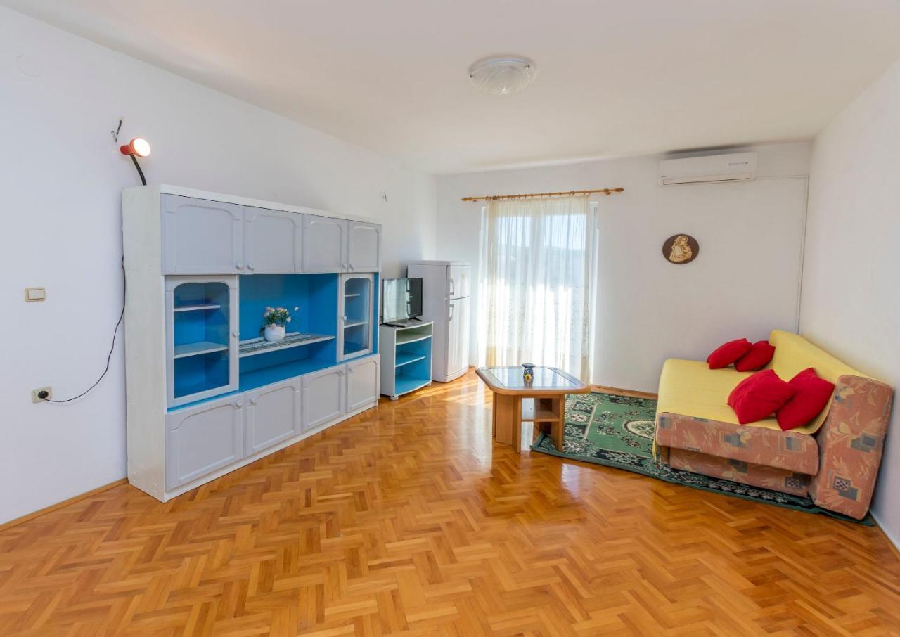 Apartments Anica 普利莫顿 外观 照片