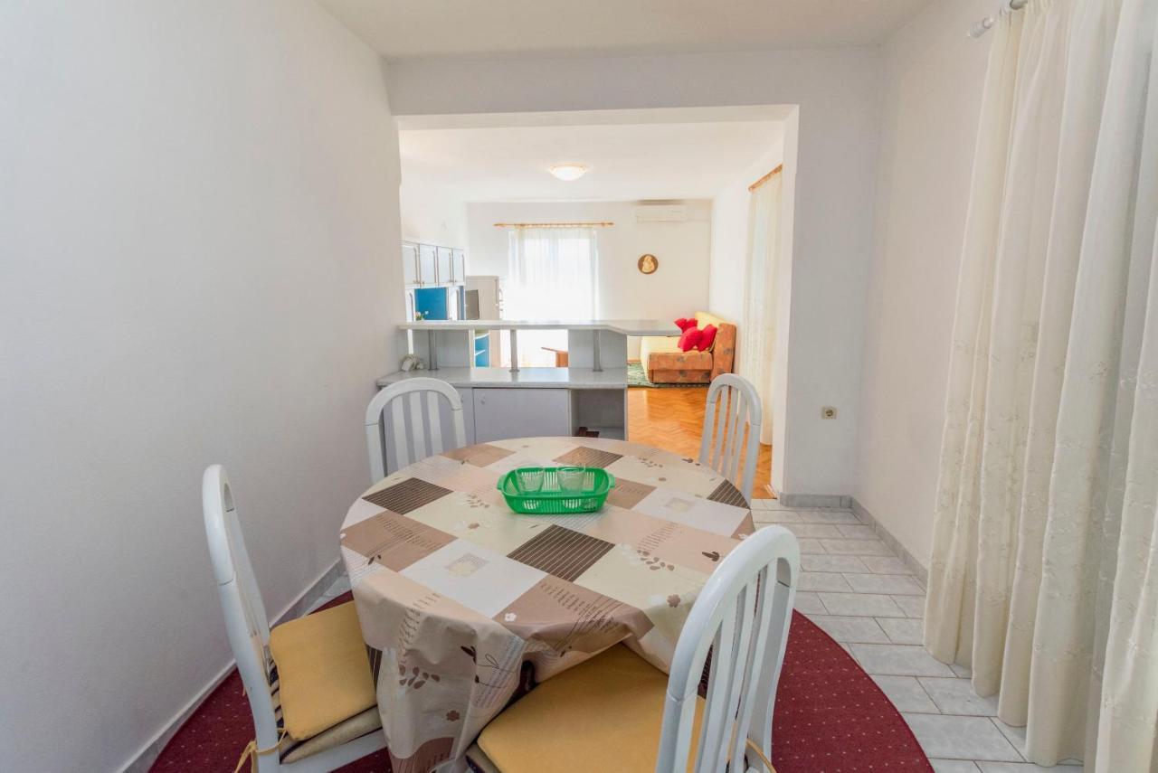 Apartments Anica 普利莫顿 外观 照片