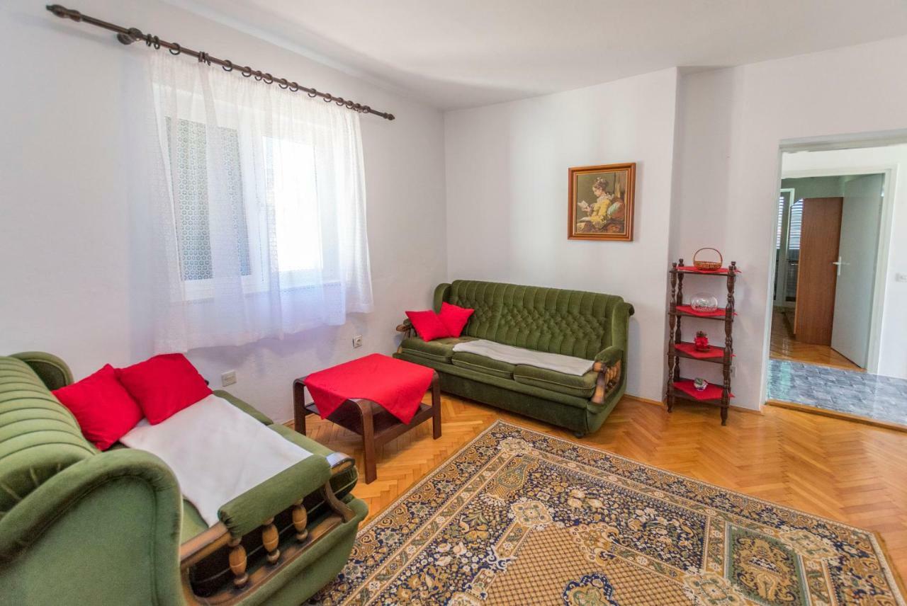 Apartments Anica 普利莫顿 外观 照片